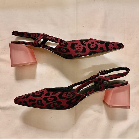Slingback Leopard Sandals w/ Pink Lucite Heel - Picture 2 of 4